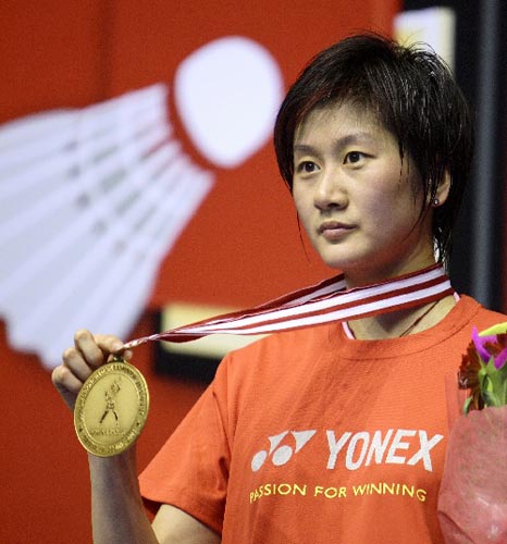 Zhu Lin grabs first gold medal for China